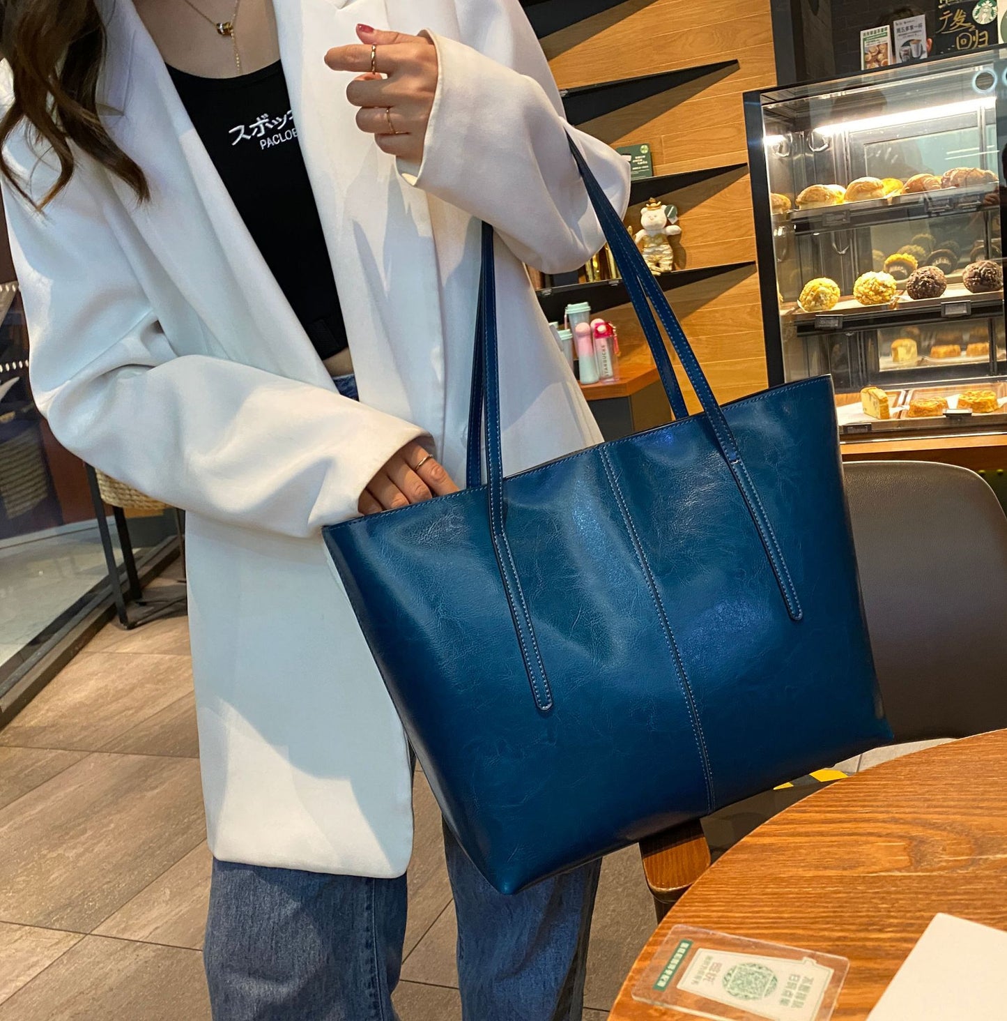 Women's Cowhide Big Fashion Large Capacity Portable Shoulder Bags