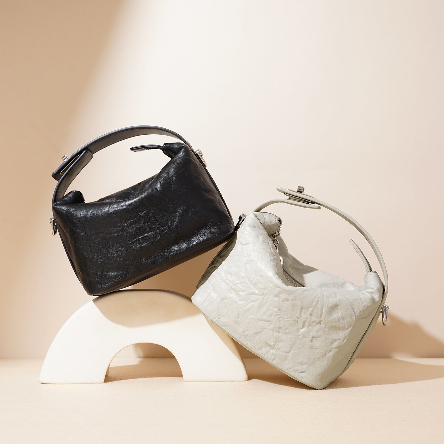 Women's Niche Leather Lunch Box Vintage Handbags