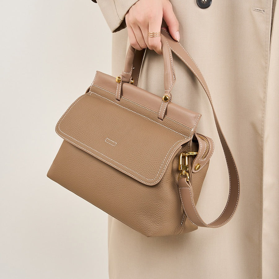 Women's Selection Of Large Capacity First Layer Crossbody Bags