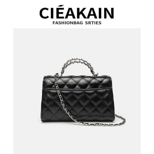 Women's Fashion Chain Classic Style Embroidery Handbags