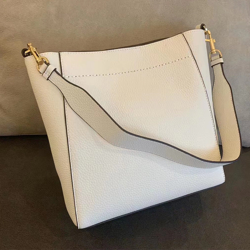 Trendy Korean Style Wide Strap Deformation Shoulder Bags