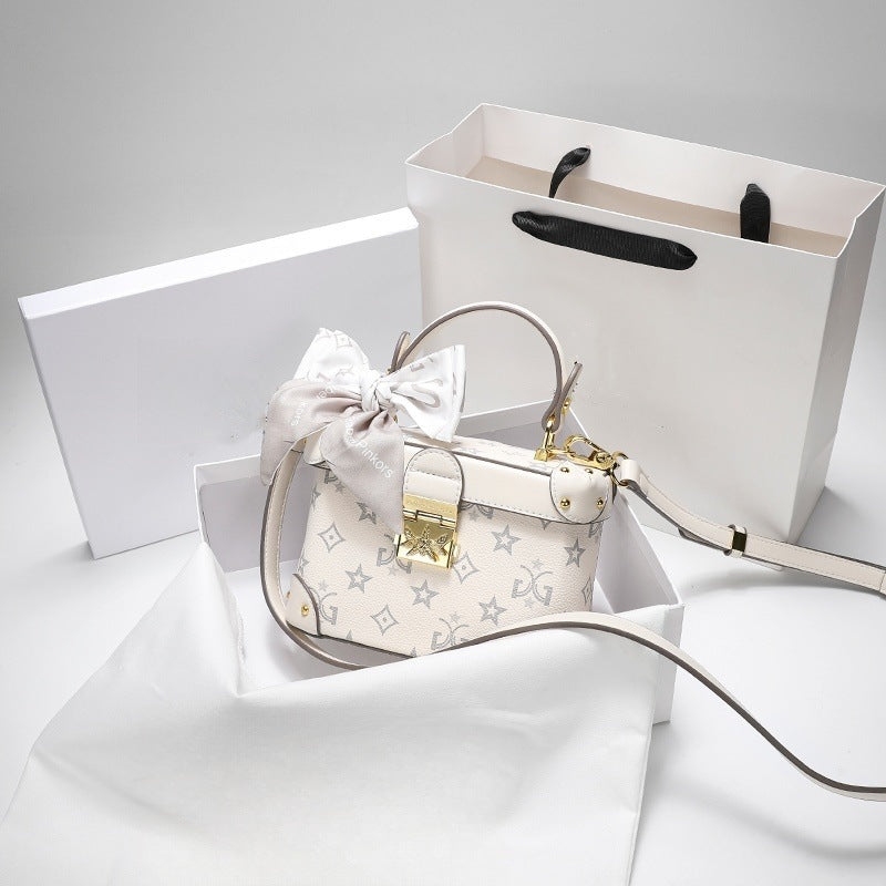 Women's High-grade Texture Niche Box Commuter Shoulder Bags