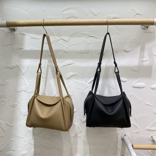 Trendy Fashionable Stylish Fashion Underarm Retro Bags