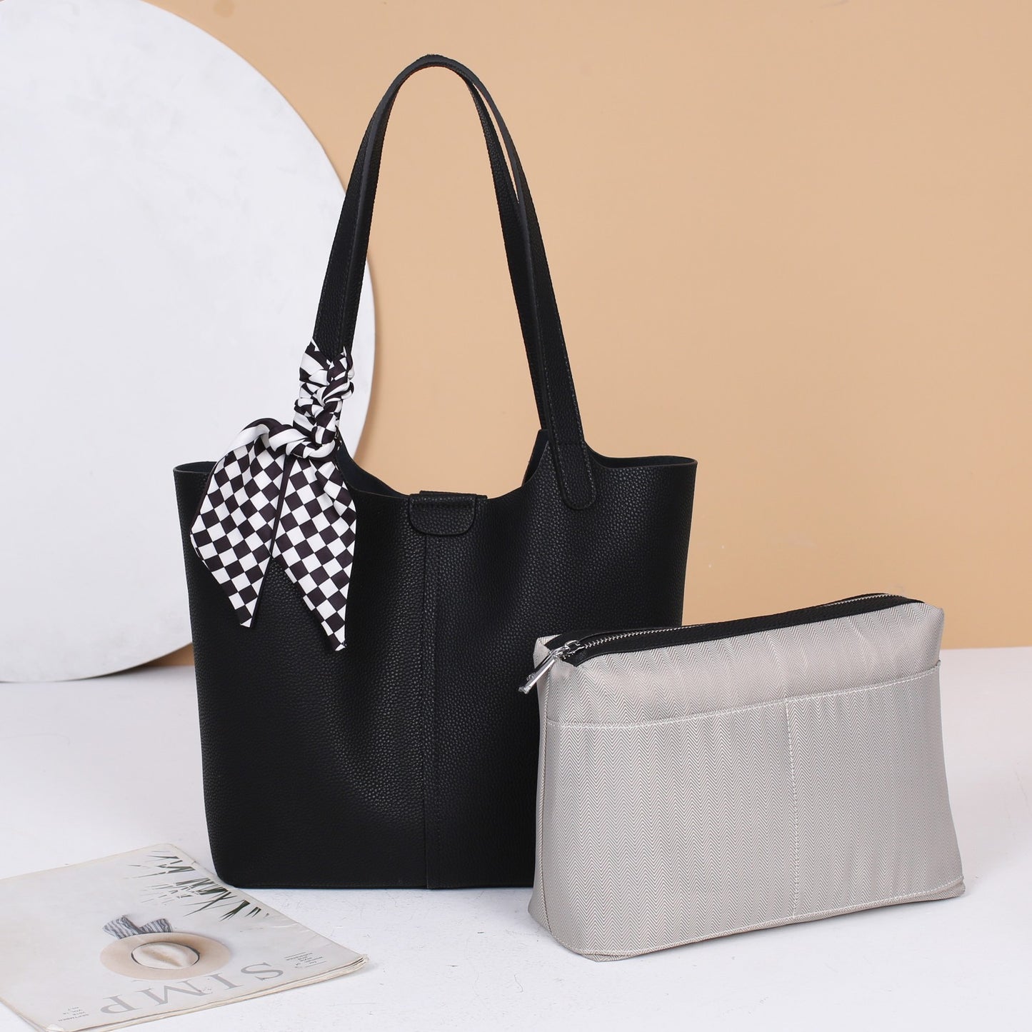 Women's Leather High-grade Wide Strap Not Tired Shoulder Bags