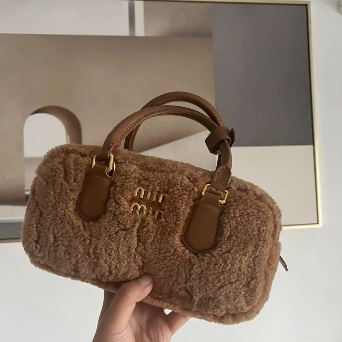 Design Cute Lamb Wool Saddle Fashion Bags