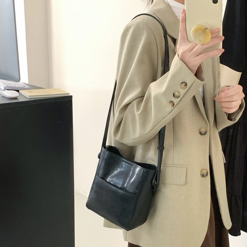 Women's Style Vegetable Tanning Leather Genuine Niche Crossbody Bags