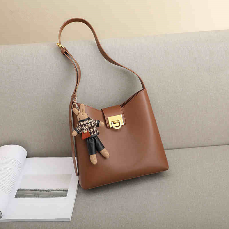 Women's Genuine Leather French Minority Trendy Fashion Shoulder Bags