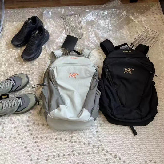 Women's & Men's & Hiking Waterproof Hard-wearing Backpacks