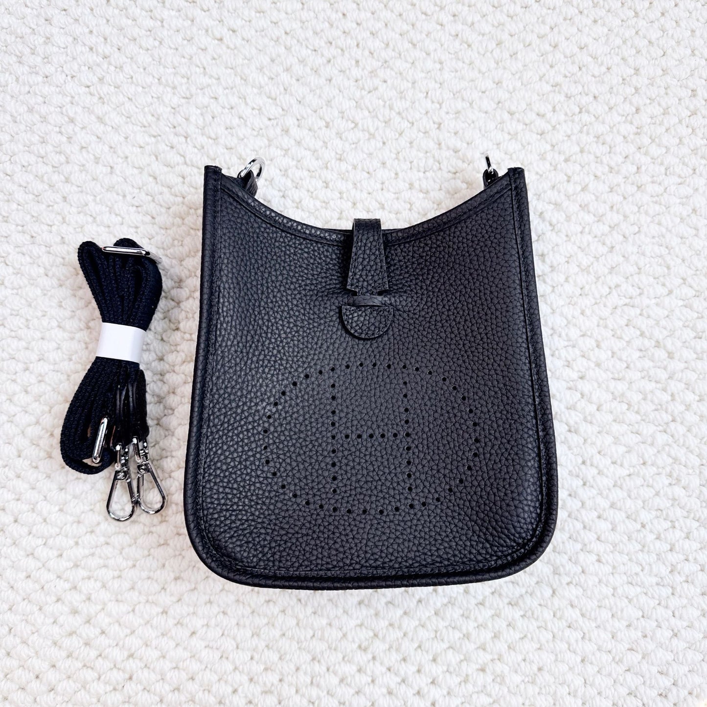 Female High Sense Niche Leather Packet Crossbody Bags