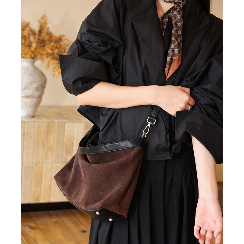 Cowhide Portable Retro Style Leisure Commute Handbags