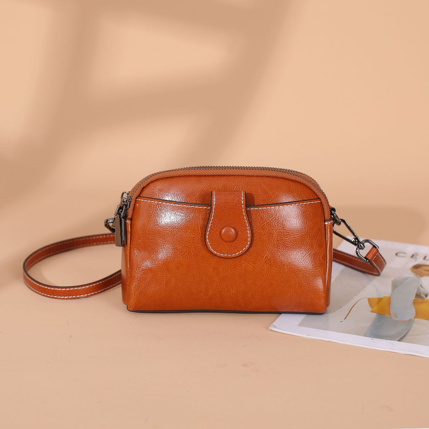 Women's Oil Wax Cowhide Single Lady's Practical Shoulder Bags