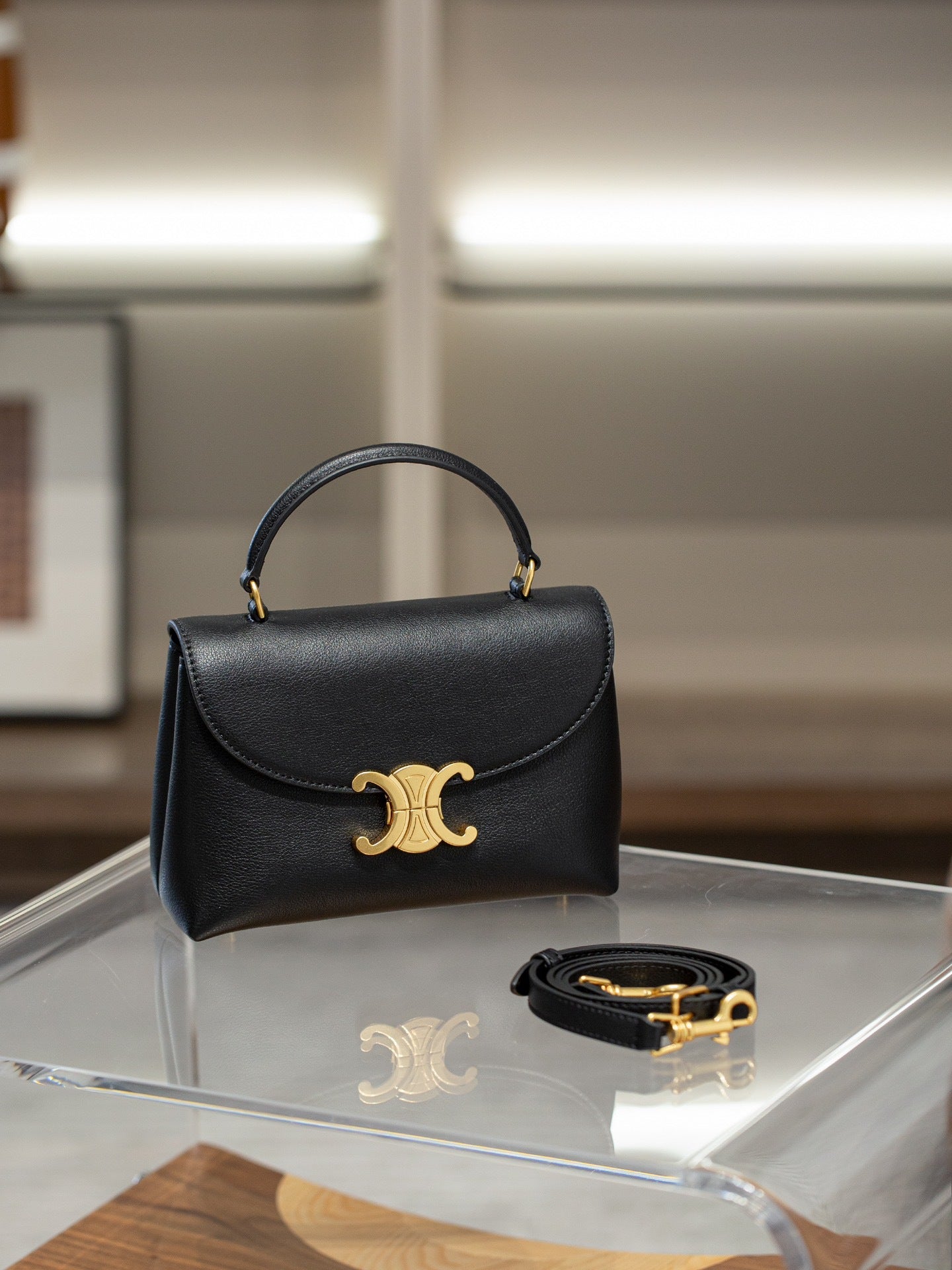 Women's Of Patent Leather For Arc Cowhide Shoulder Bags