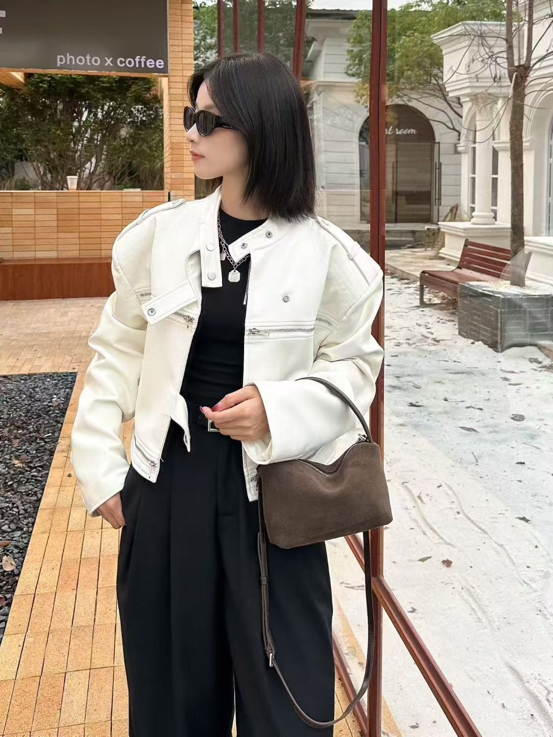 Women's Exquisite Suede Lunch Box Versatile Retro Handbags