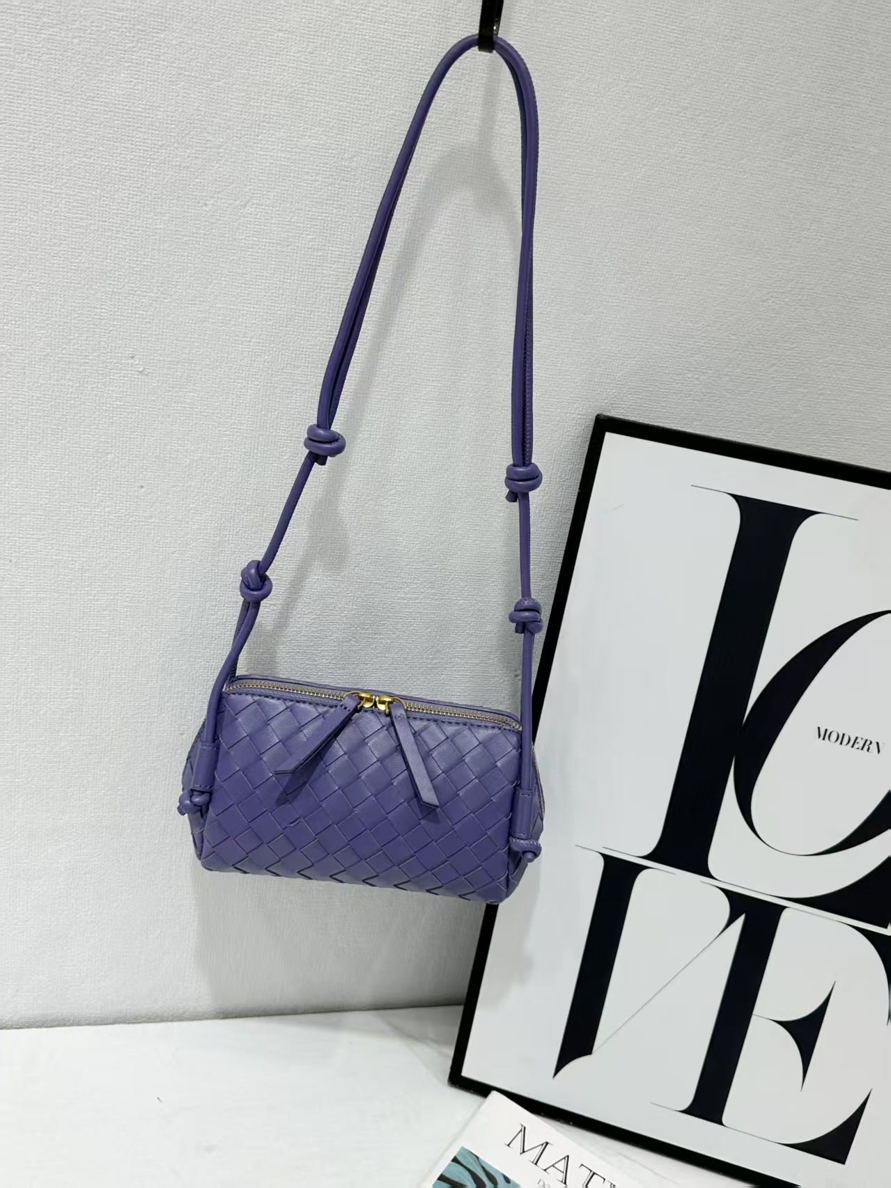 Women's Handmade Cowhide Woven Underarm Fashion Bags