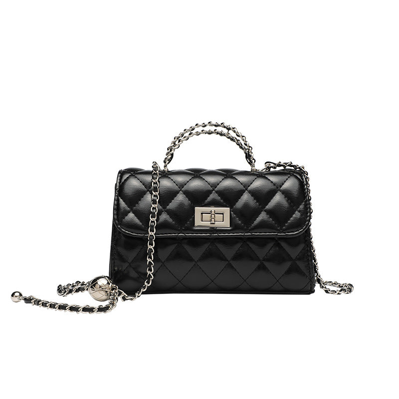Women's Fashion Chain Classic Style Embroidery Handbags
