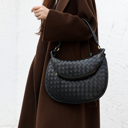 Women's Niche Selenodont High-grade Cowhide Woven Dumpling Handbags