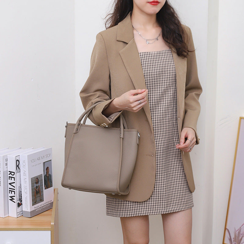 Women's Commuter Niche High-grade First Layer Cowhide Large Capacity Handbags