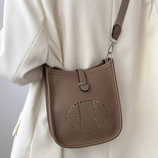 Beautiful High-grade Hollow Craft Fashion One Crossbody Bags