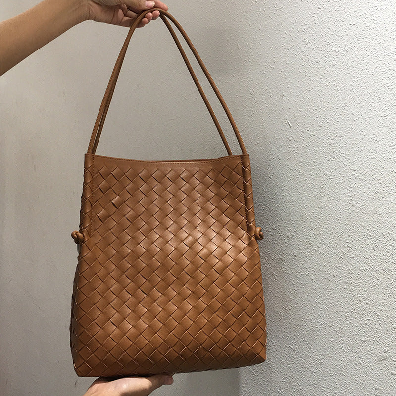 Women's Cowhide Woven Korean Fashionable With Large Shoulder Bags