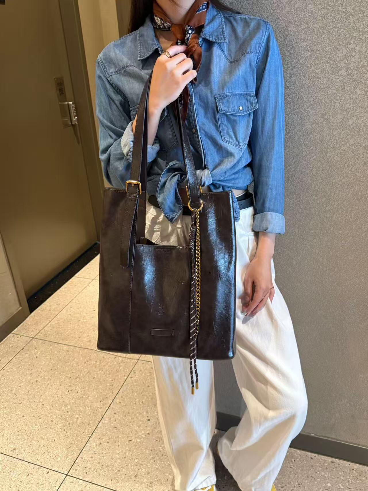 Popular Creative Casual Women's Capacity Fashion Tote Bags