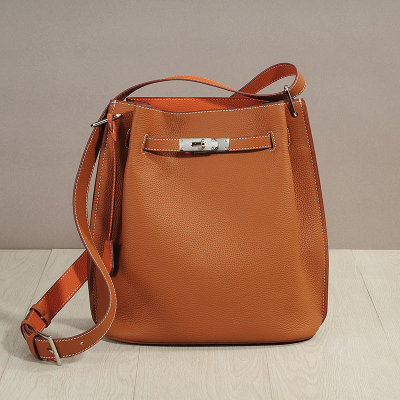 Women's Layer Cowhide Portable Large Capacity Fashion Crossbody Bags