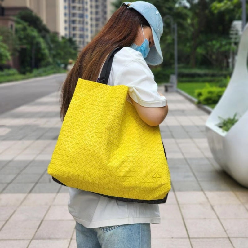 Geometric Diamond Pattern Silicone Check Lifetime Shoulder Bags