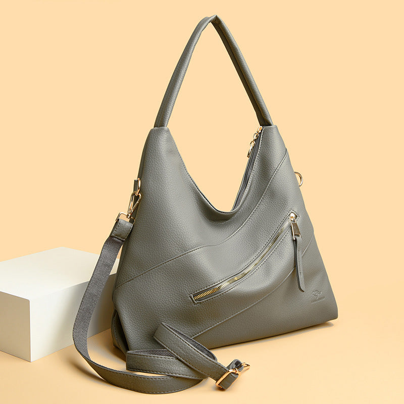 Women's Cool Large Capacity Fashion Retro Shoulder Bags