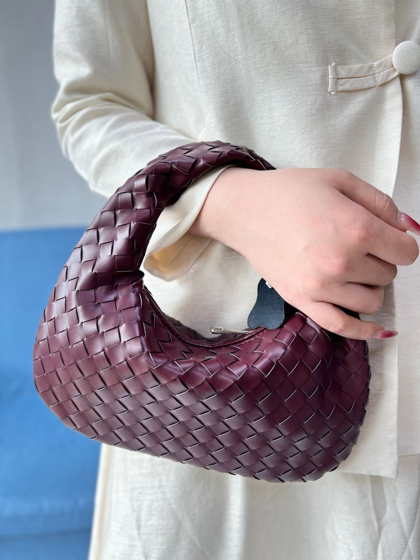 Classic Trendy Cool Hand-woven Horn Portable Handbags