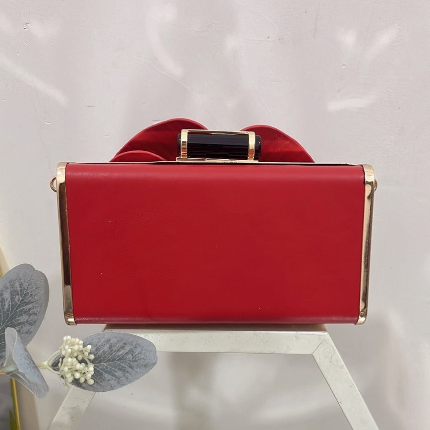 Women's French Style Petal Flower Box Single Chain Crossbody Bags