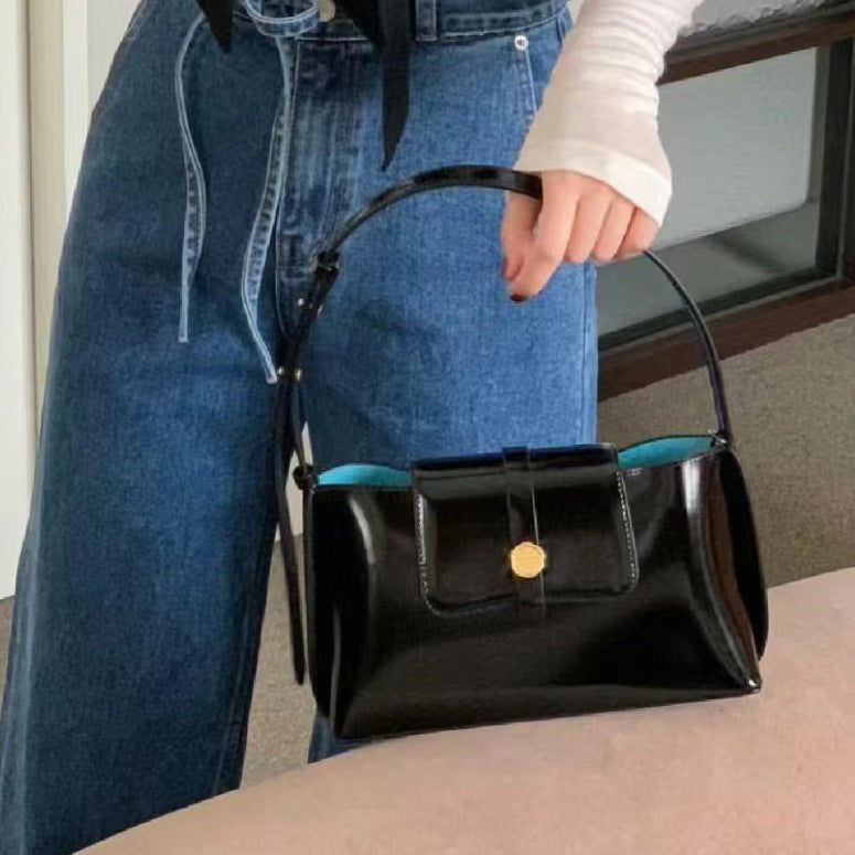 Underarm Raw Leather Portable Simple Commuter Style Shoulder Bags