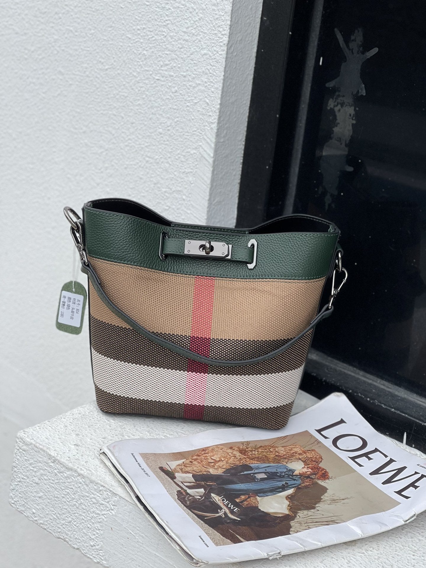 Women's Korean Style Plaid Portable Large Capacity Handbags