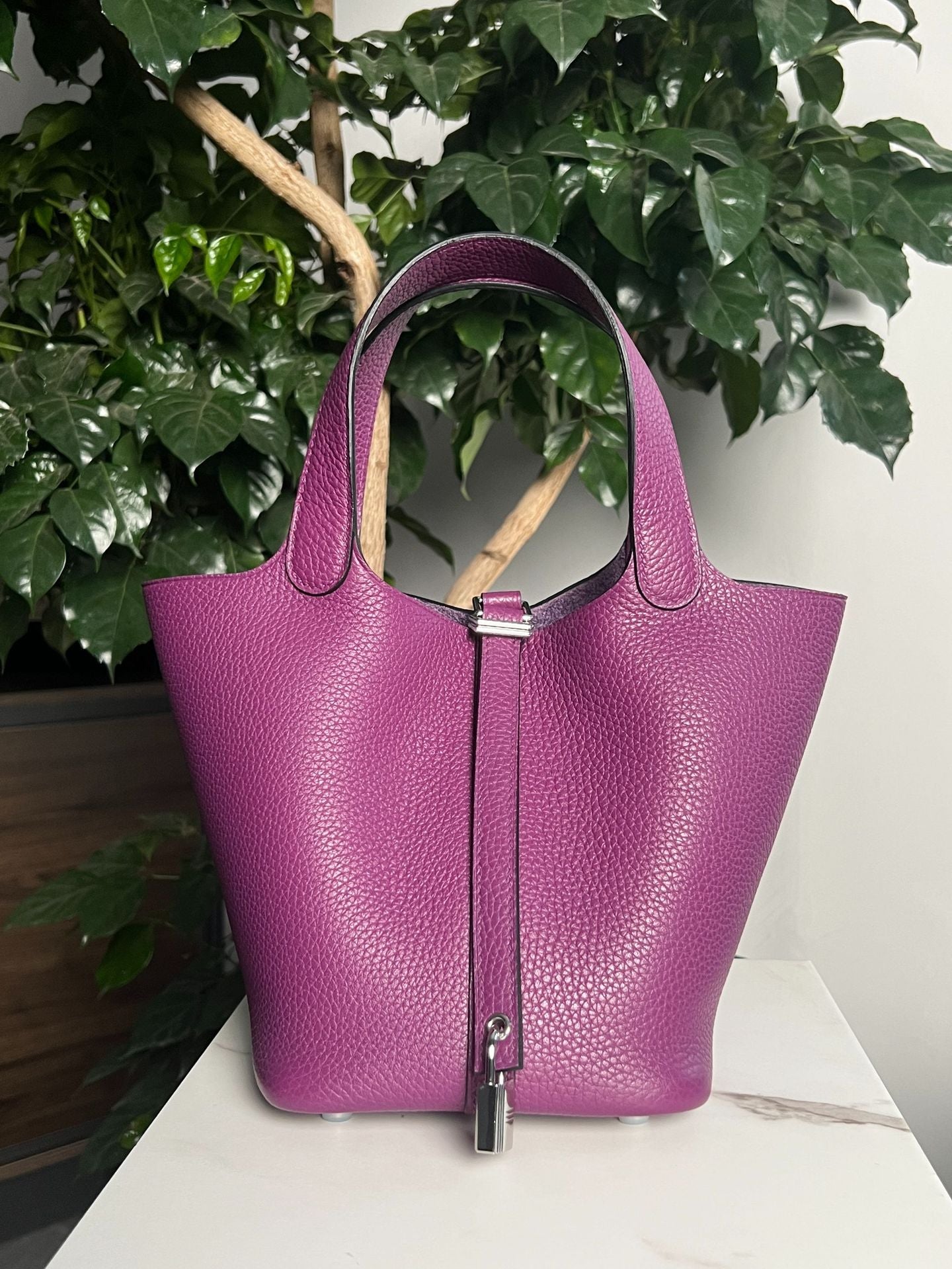 Women's Vegetable Basket Imported Leather Genuine Cattlehide Surface Handbags