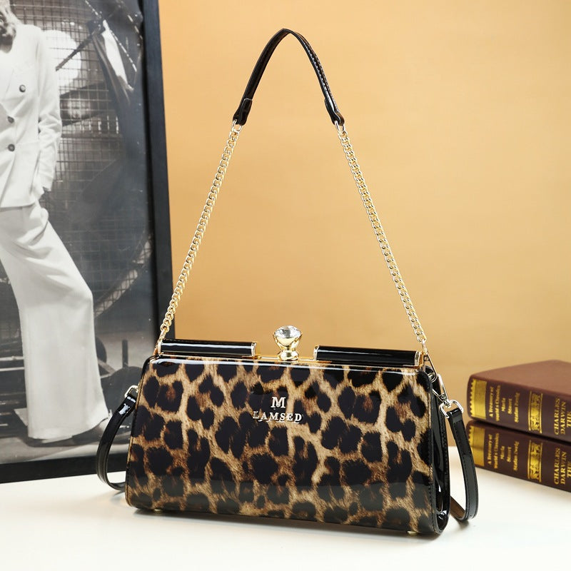 Women's Patent Leather Fashionable Clip Chain Underarm Arm Bags