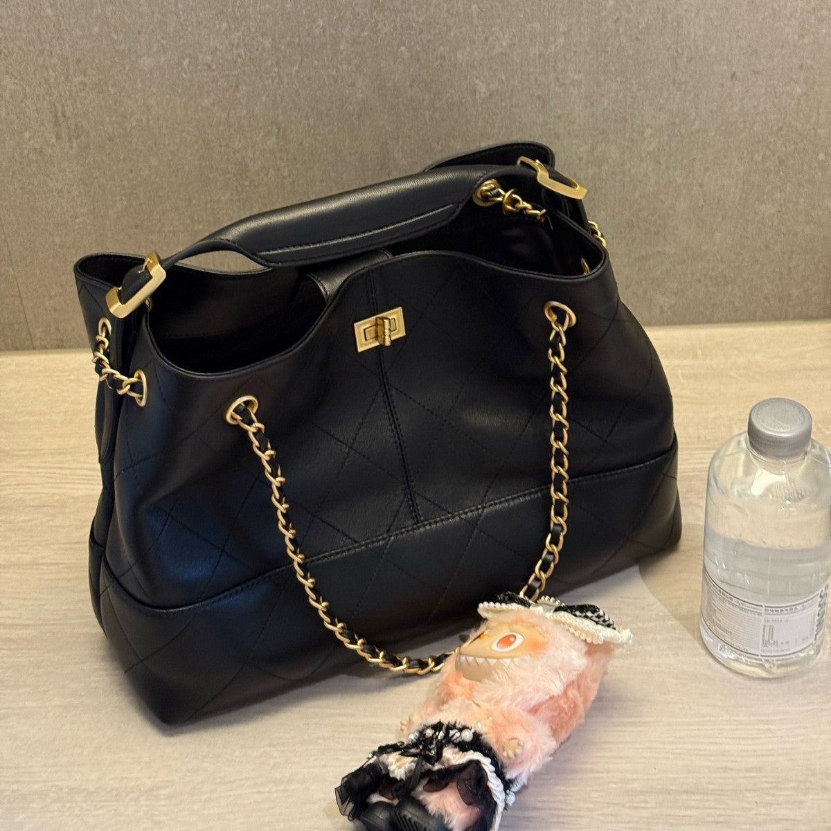 Classic Style Suede Color Matching Underarm Diamond Tote Bags