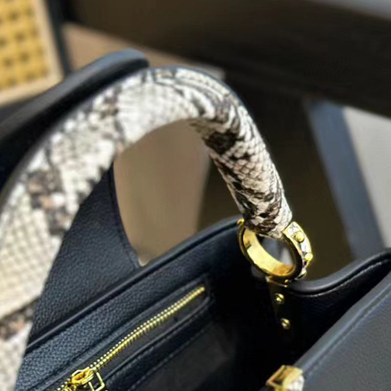 Women's Dinner Fashion Lady Commuter Street Shooting Handbags