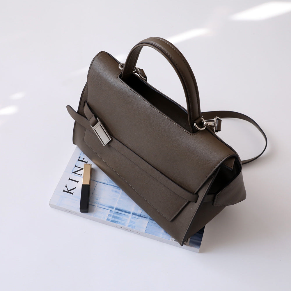 Women's High-grade Large Capacity Commuter Leather Handbags