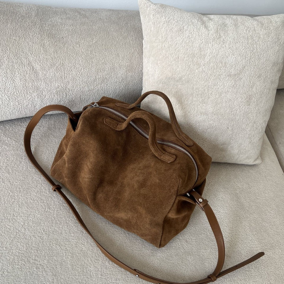 Women's Leisure Layer Leather Soft Large Shoulder Bags