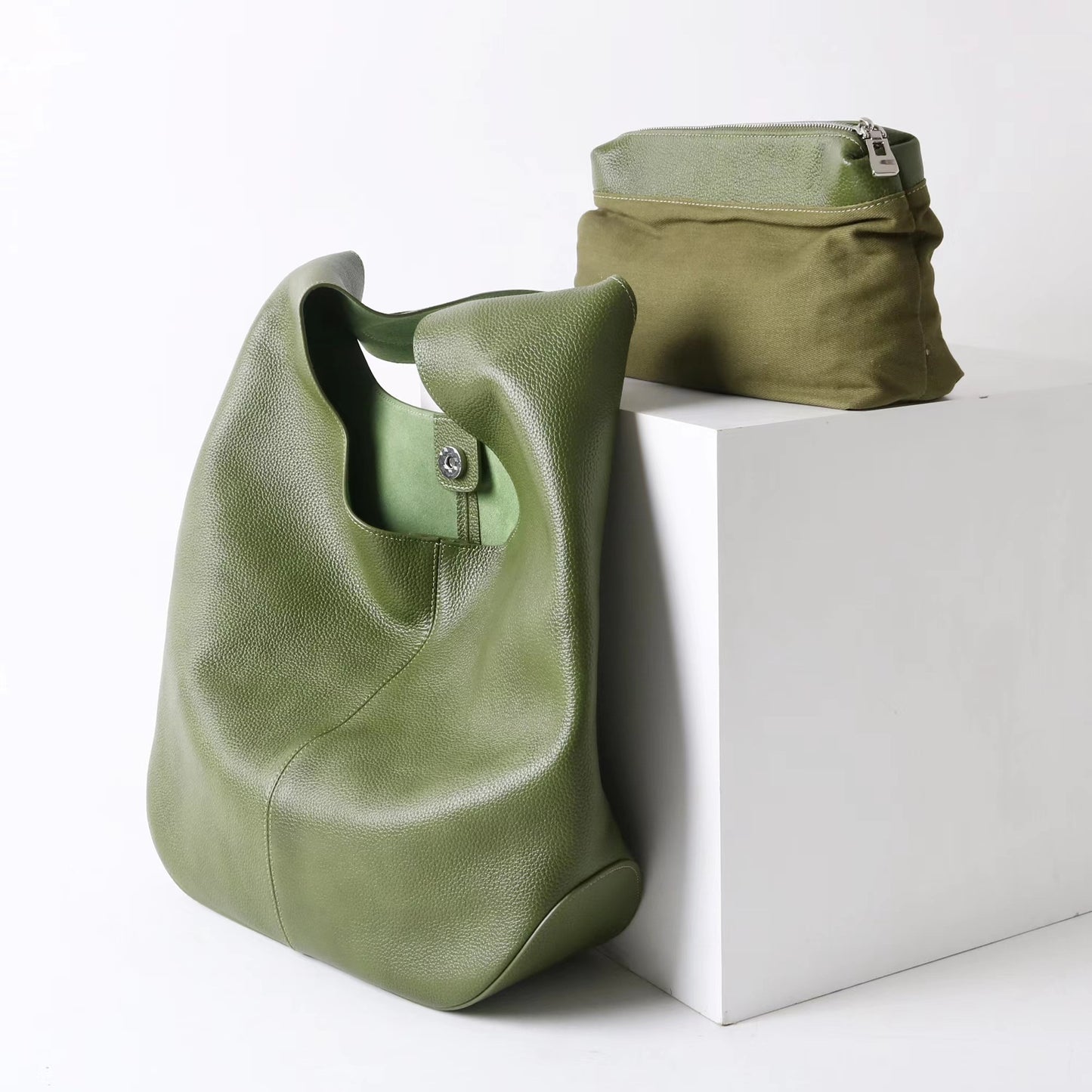 Layer Cowhide Large Capacity Versatile Underarm Handbags