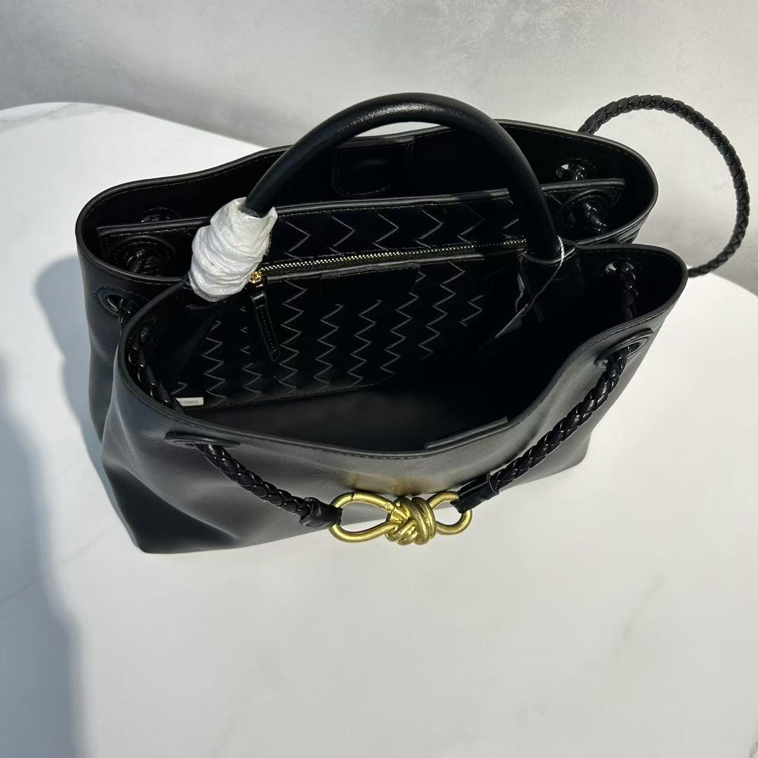Classy Glamorous Large Capacity Commuter Fashion Shoulder Bags
