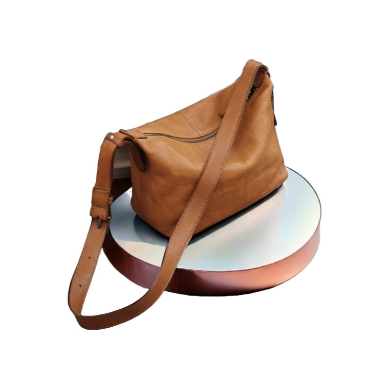 Women's Retro Genuine Leather Dumpling Lightweight Trendy Shoulder Bags
