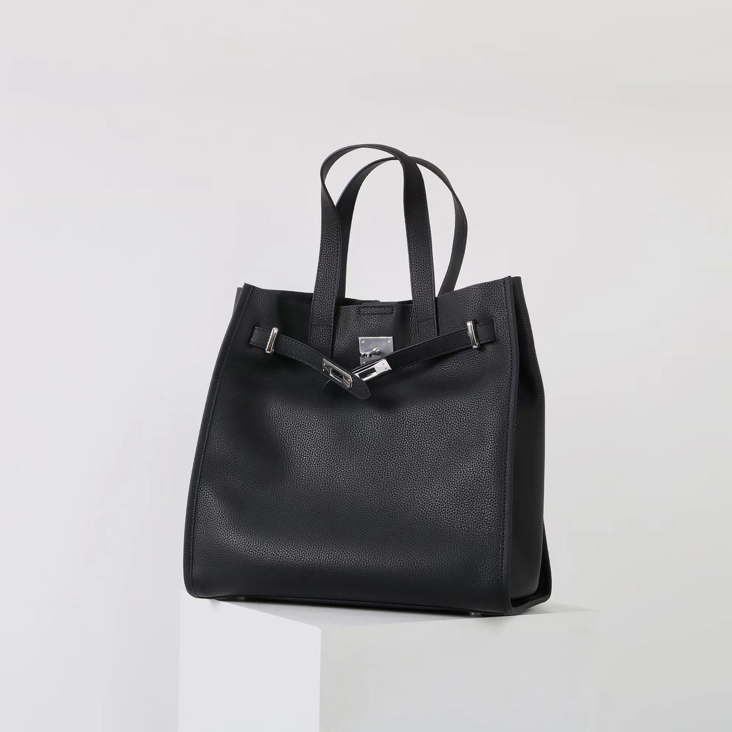 New Glamorous Commuter Kelly Large Leather Crossbody Bags