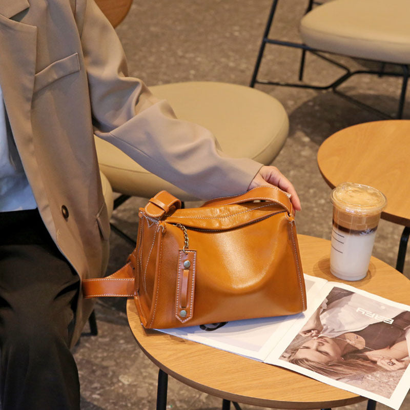 Women's Leather Fashion Cattlehide Versatile Soft Shoulder Bags