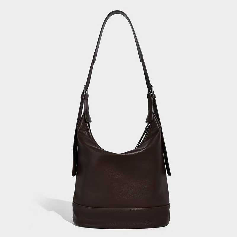 Cool Comfortable Retro Commuter High Sense Tote Bags
