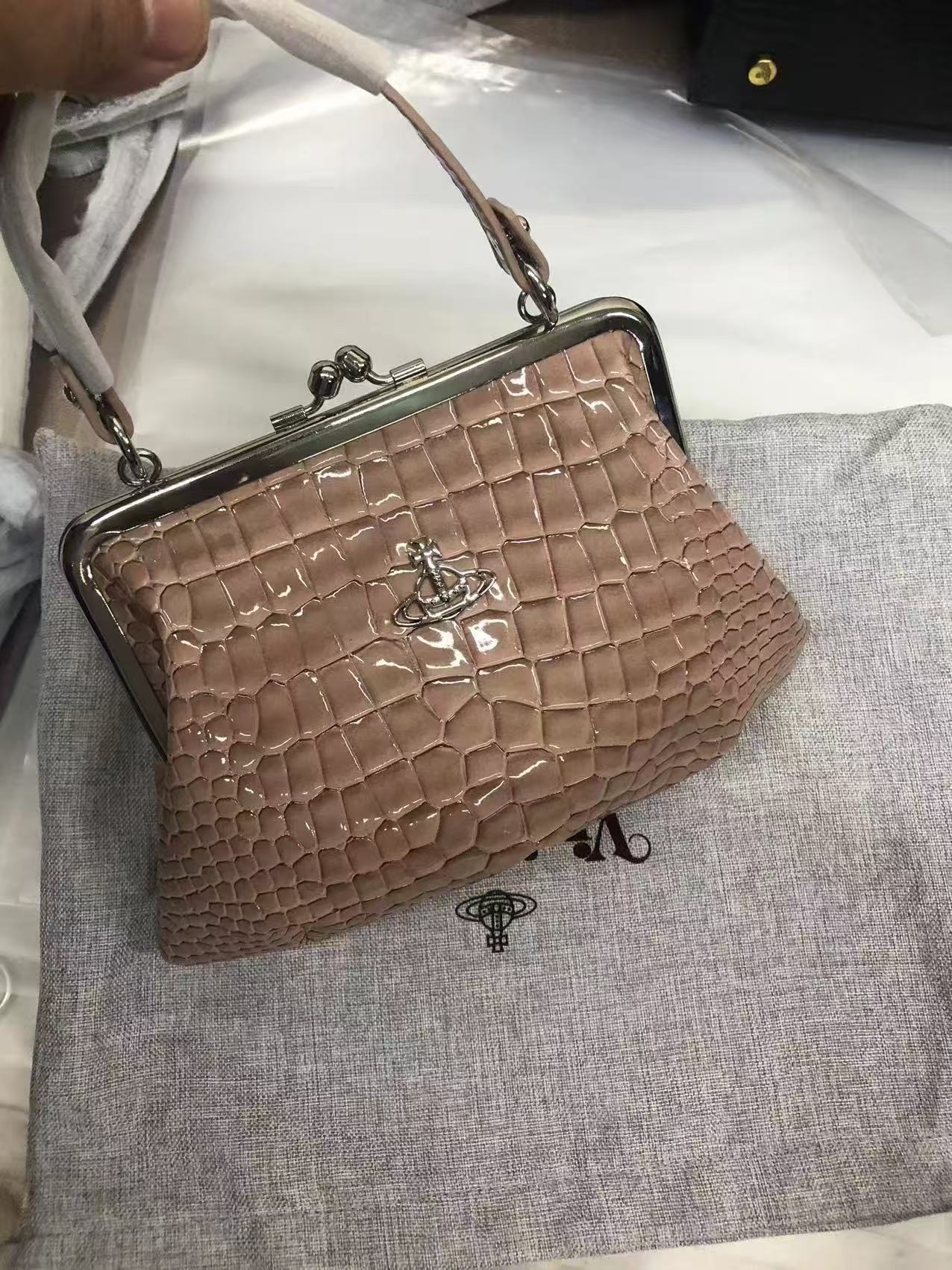 Mother's Saturn Frame Dumpling Classic Sheepskin Bags