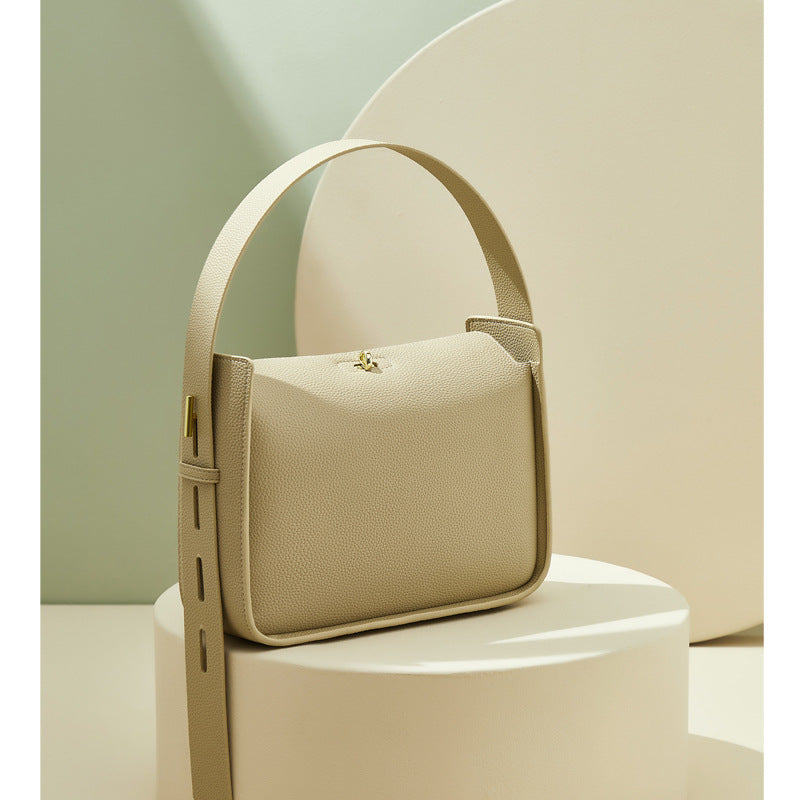 Women's Strictly Selected Genuine Leather Summer Simple Design Commuter Soft Armpit Bags