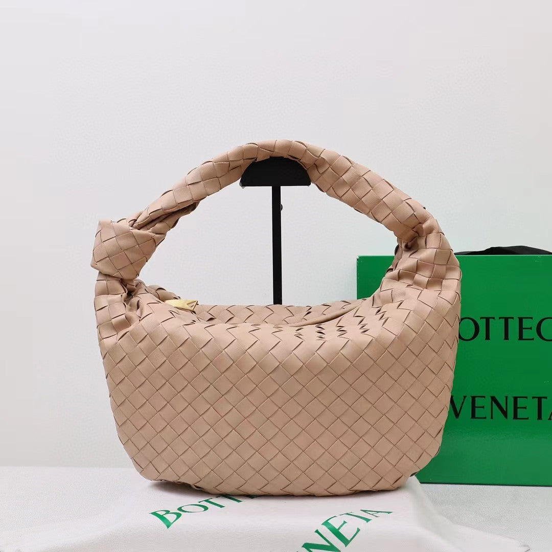 Croissant Knotted Clutch Light Use Large Handbags