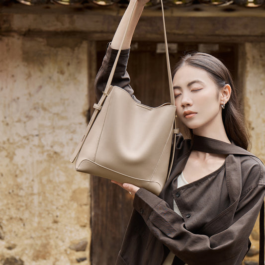 Women's Comfortable Fashion Large Capacity Totes Shoulder Bags