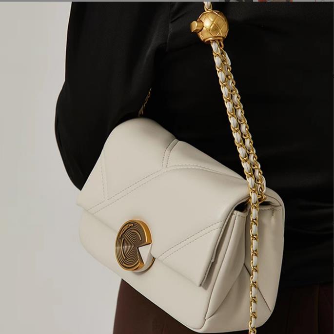 Women's Golden Balls Chain Light Luxury Retro Bags
