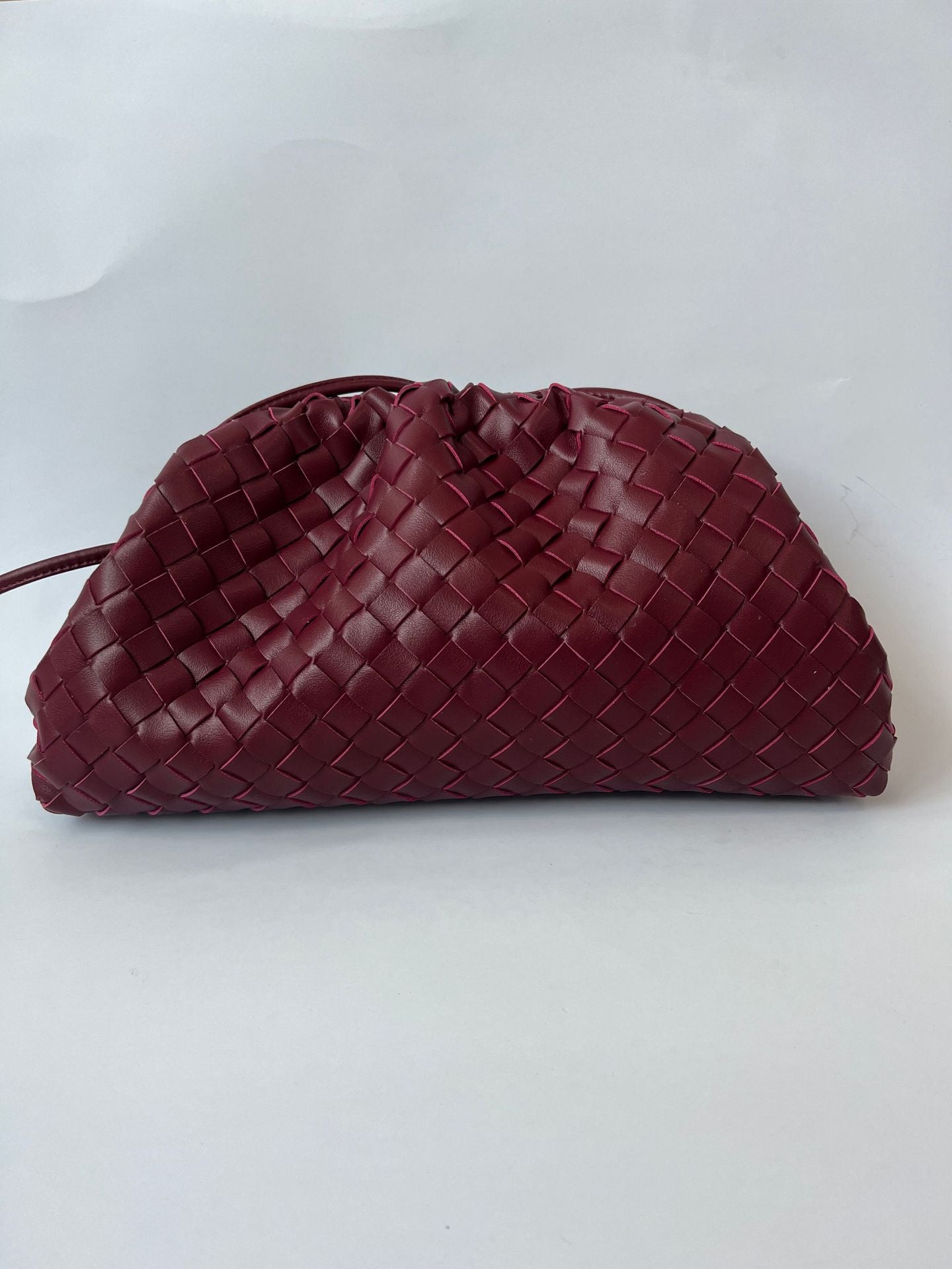 Hand-woven Cloud Female French Minority Dumpling Tide Crossbody Bags