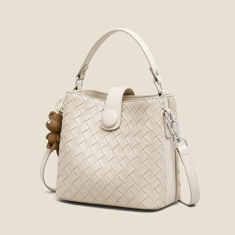 Comfortable Women's Fashionable Woven Large Capacity Handbags